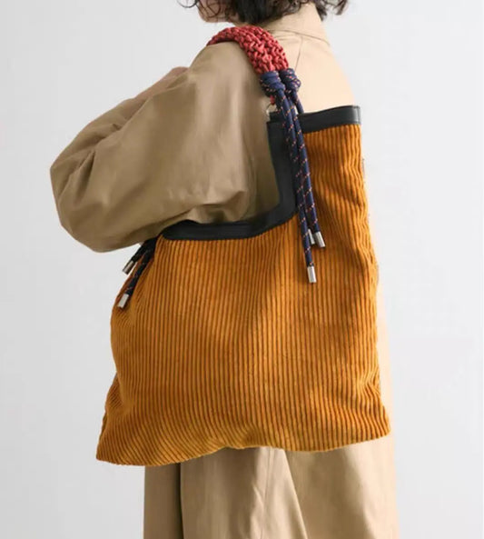 Molvena Softhaul Tote